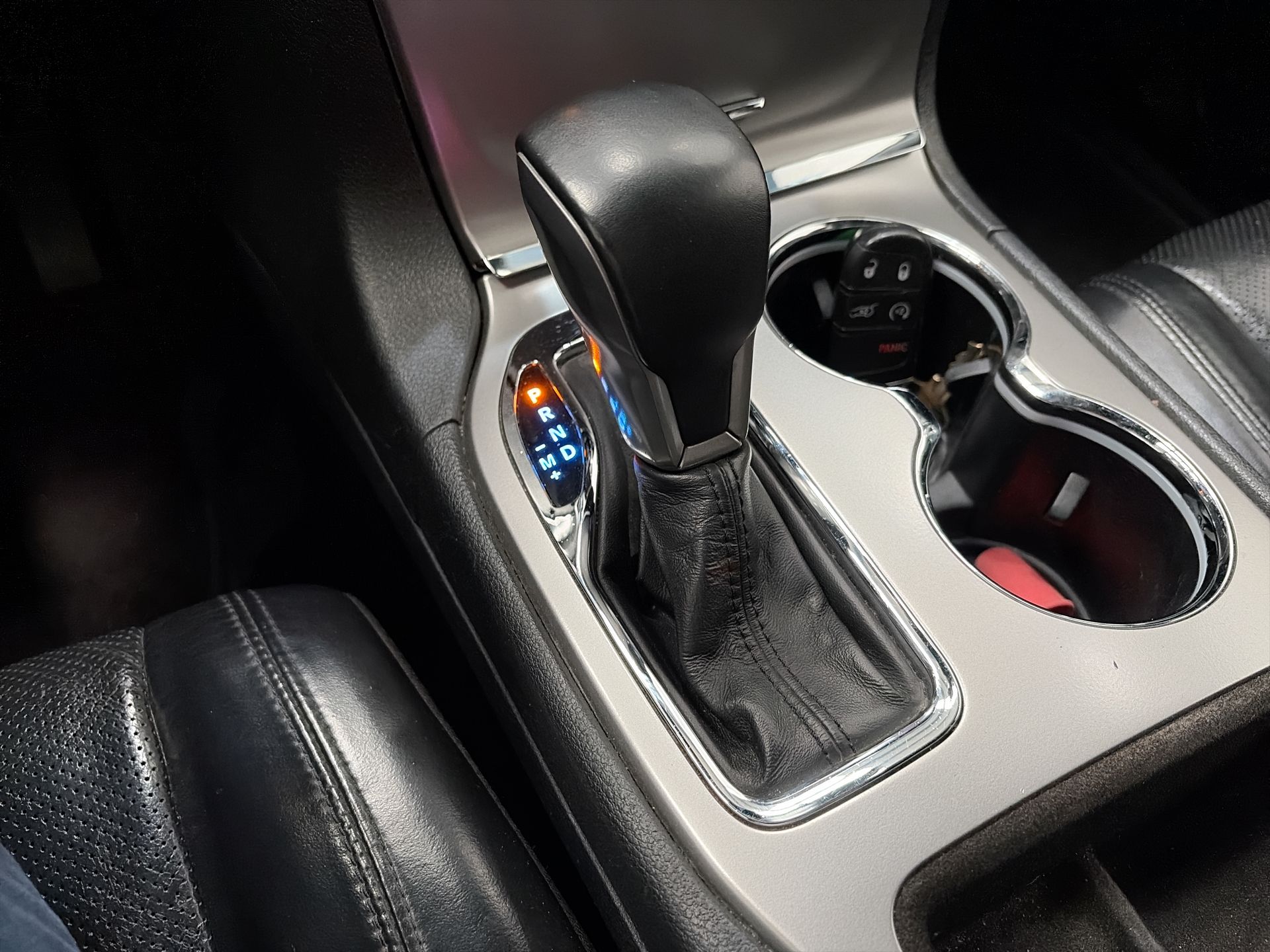 2018 Jeep GRAND CHEROKEE LIMITED LUJO V6