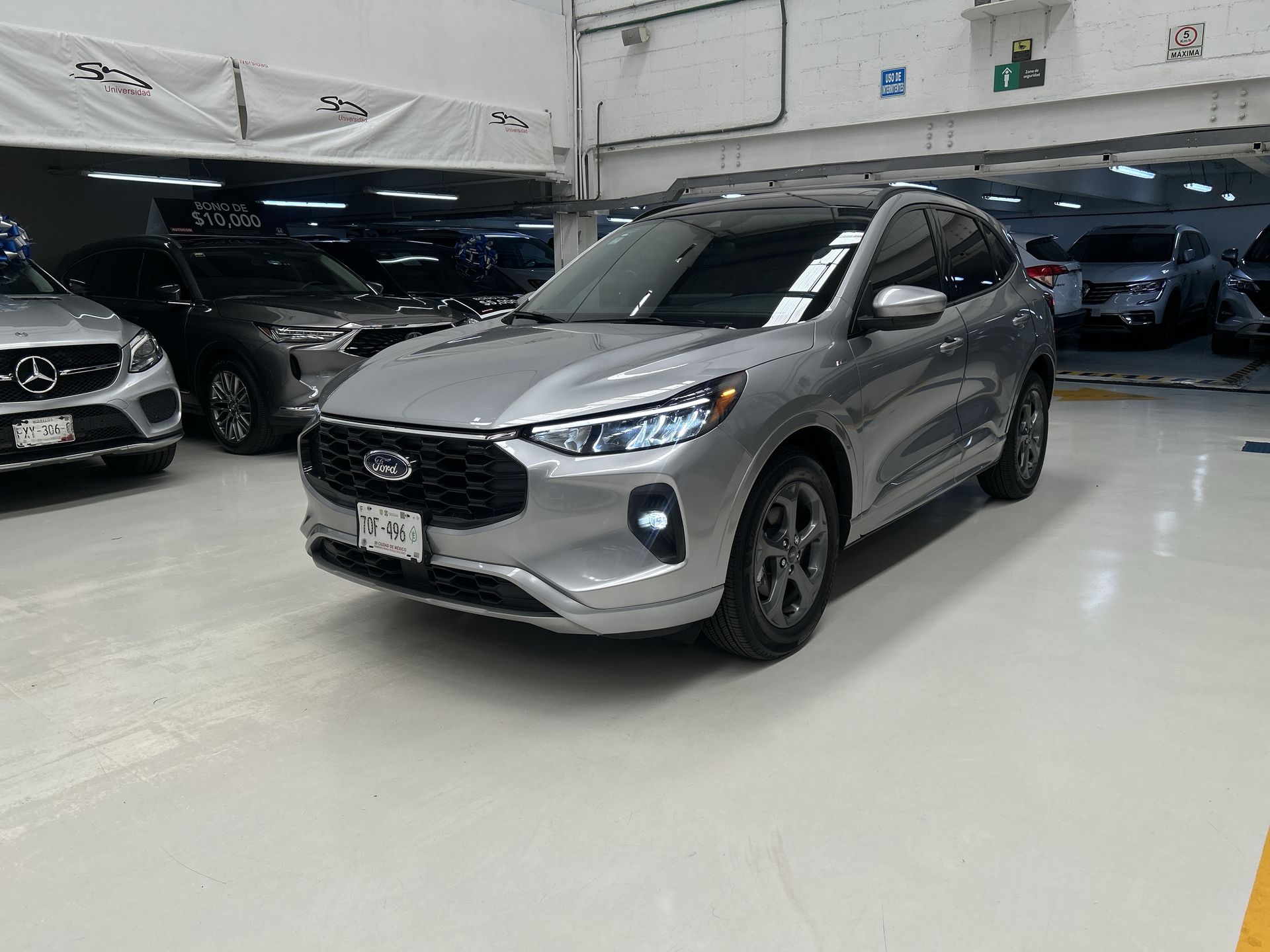 2023 Ford ESCAPE ST-LINE SELECT