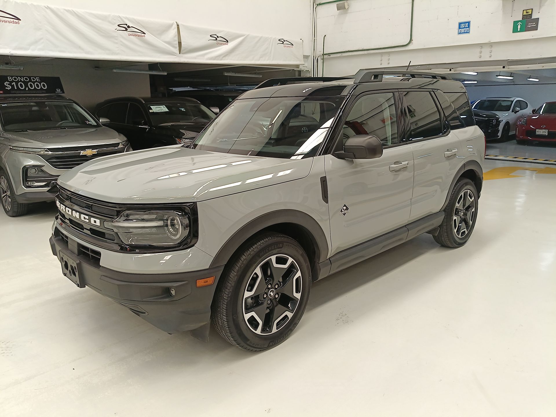 2024 Ford BRONCO OUTER BANKS 1.5L ECOBOOST