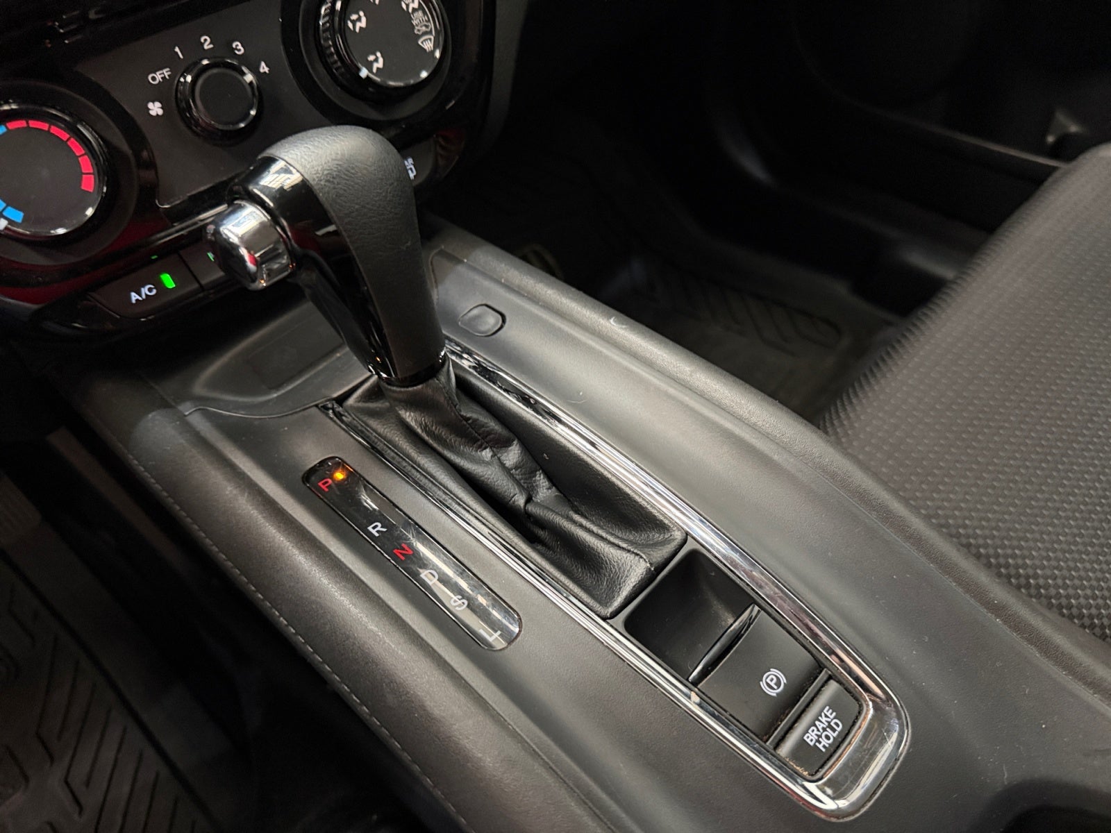 2020 Honda HR-V UNIQ CVT