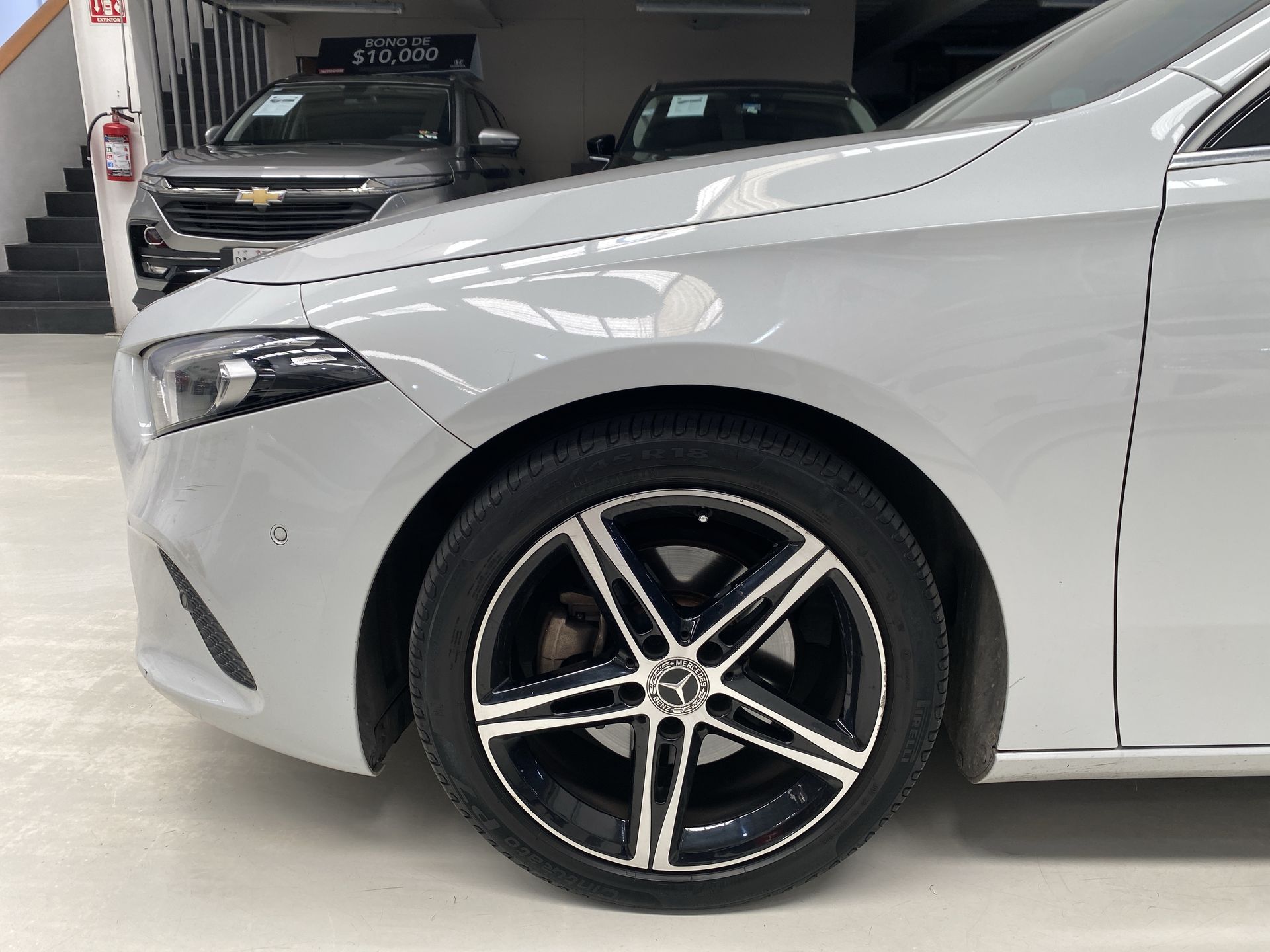 2020 Mercedes-Benz A200 URBAN A 200 PROGRESSIVE SEDÁN