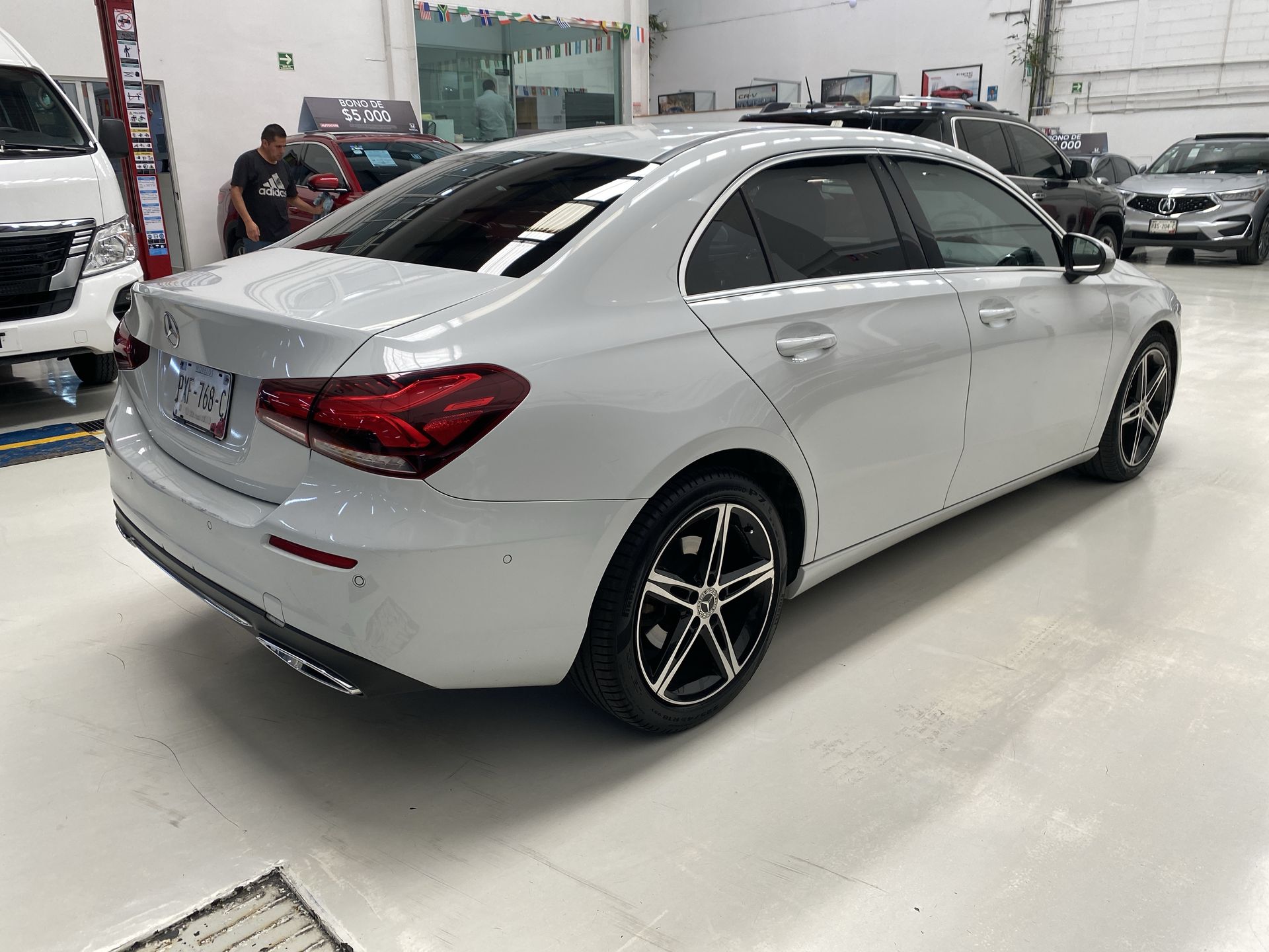 2020 Mercedes-Benz A200 URBAN A 200 PROGRESSIVE SEDÁN