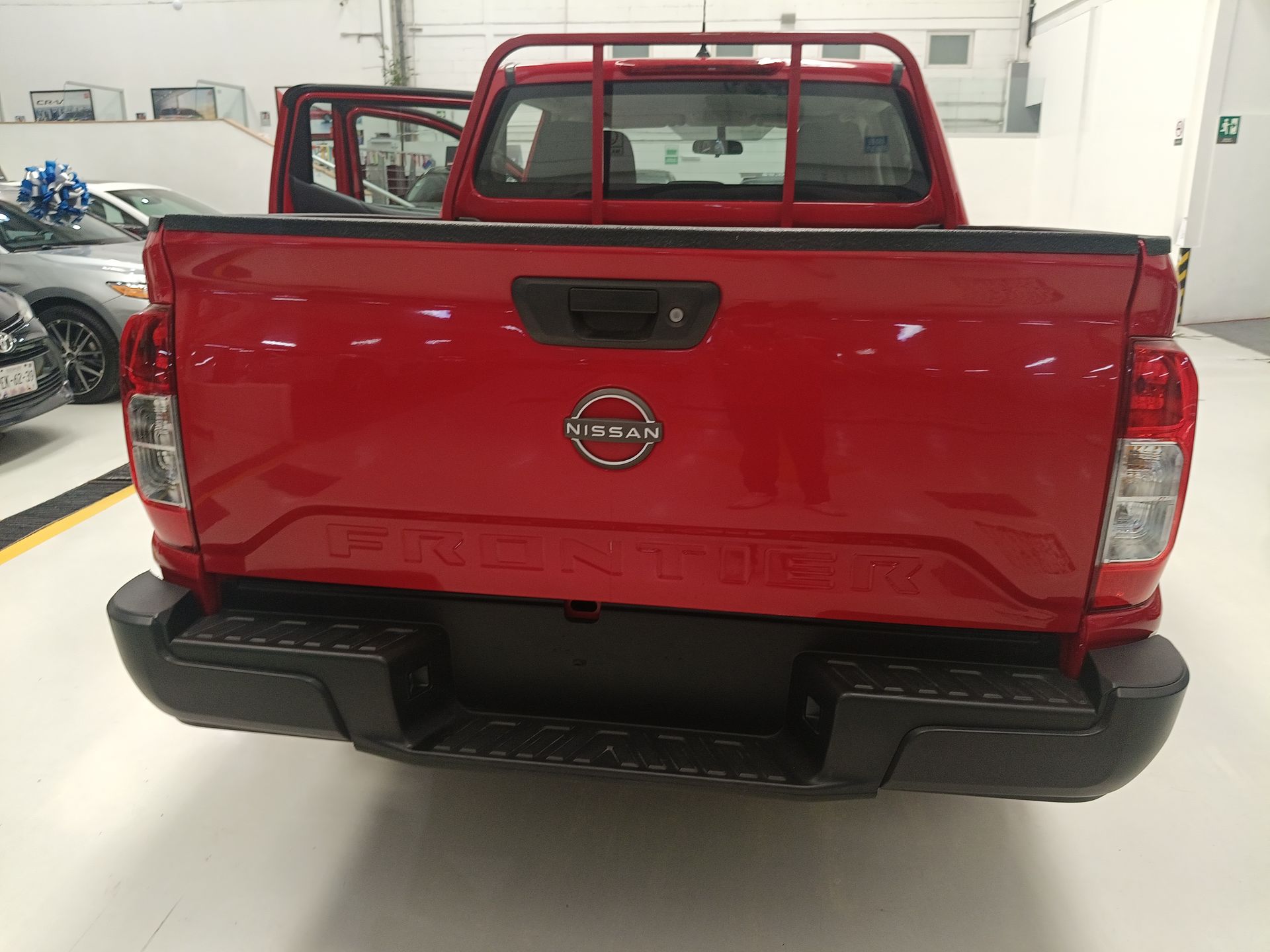2021 Nissan FRONTIER DC DIESEL 4X4 TM 21