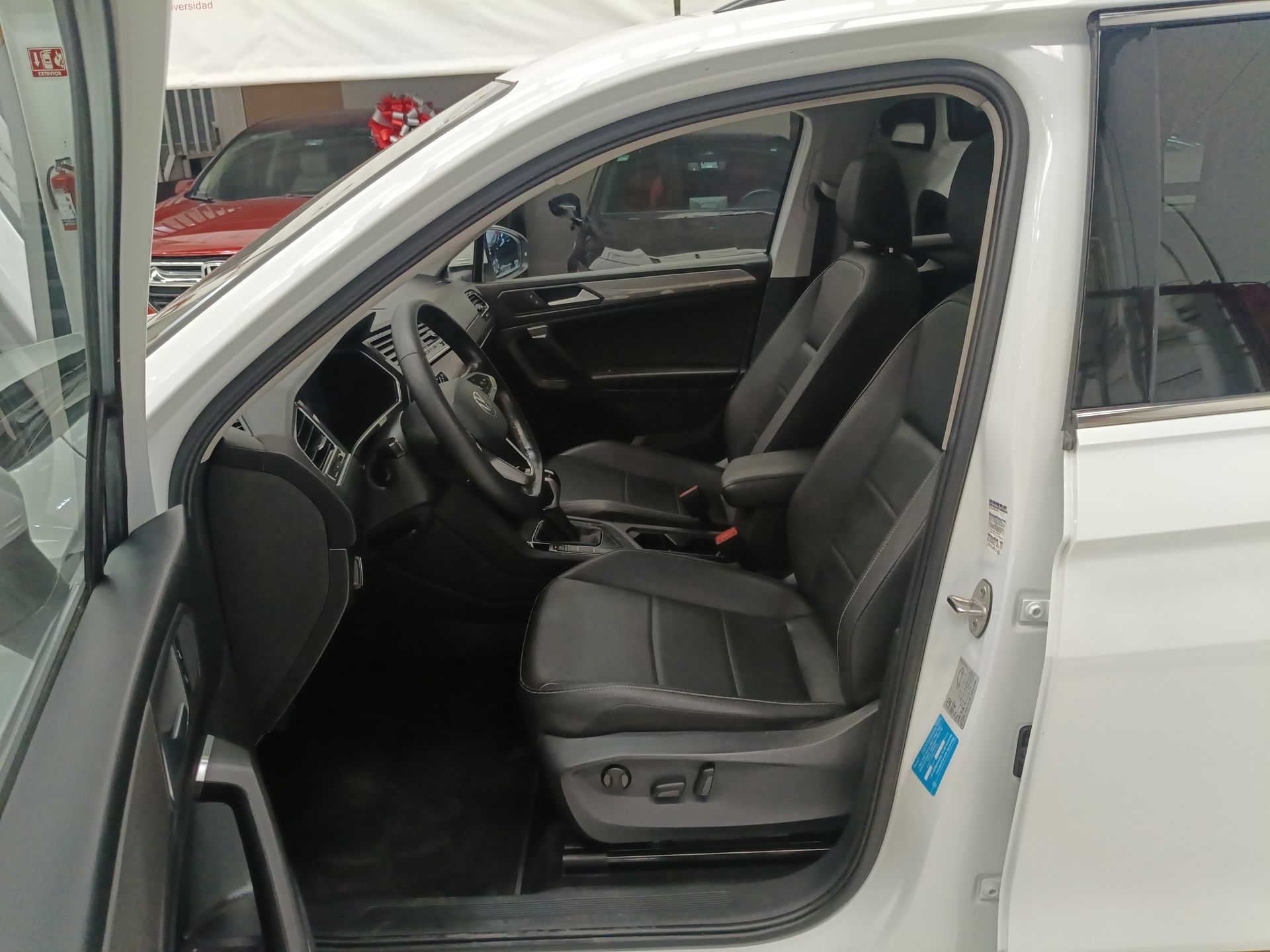 2023 Volkswagen TIGUAN COMFORTLINE