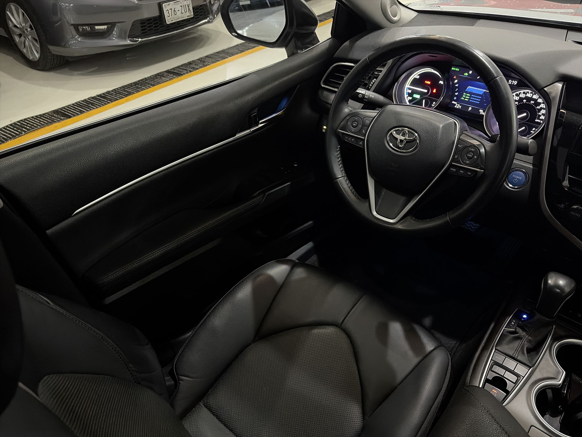 2022 Toyota CAMRY XLE HV