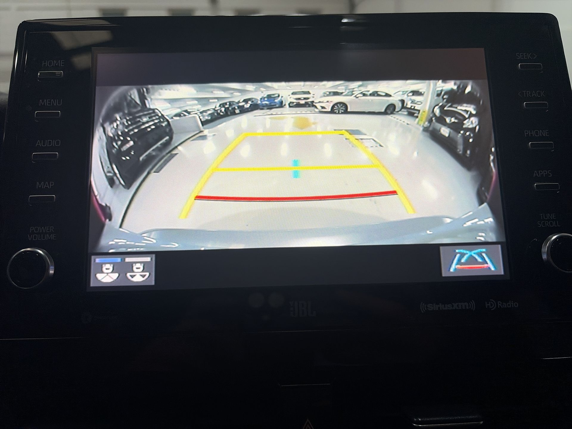 2022 Toyota CAMRY XLE HV