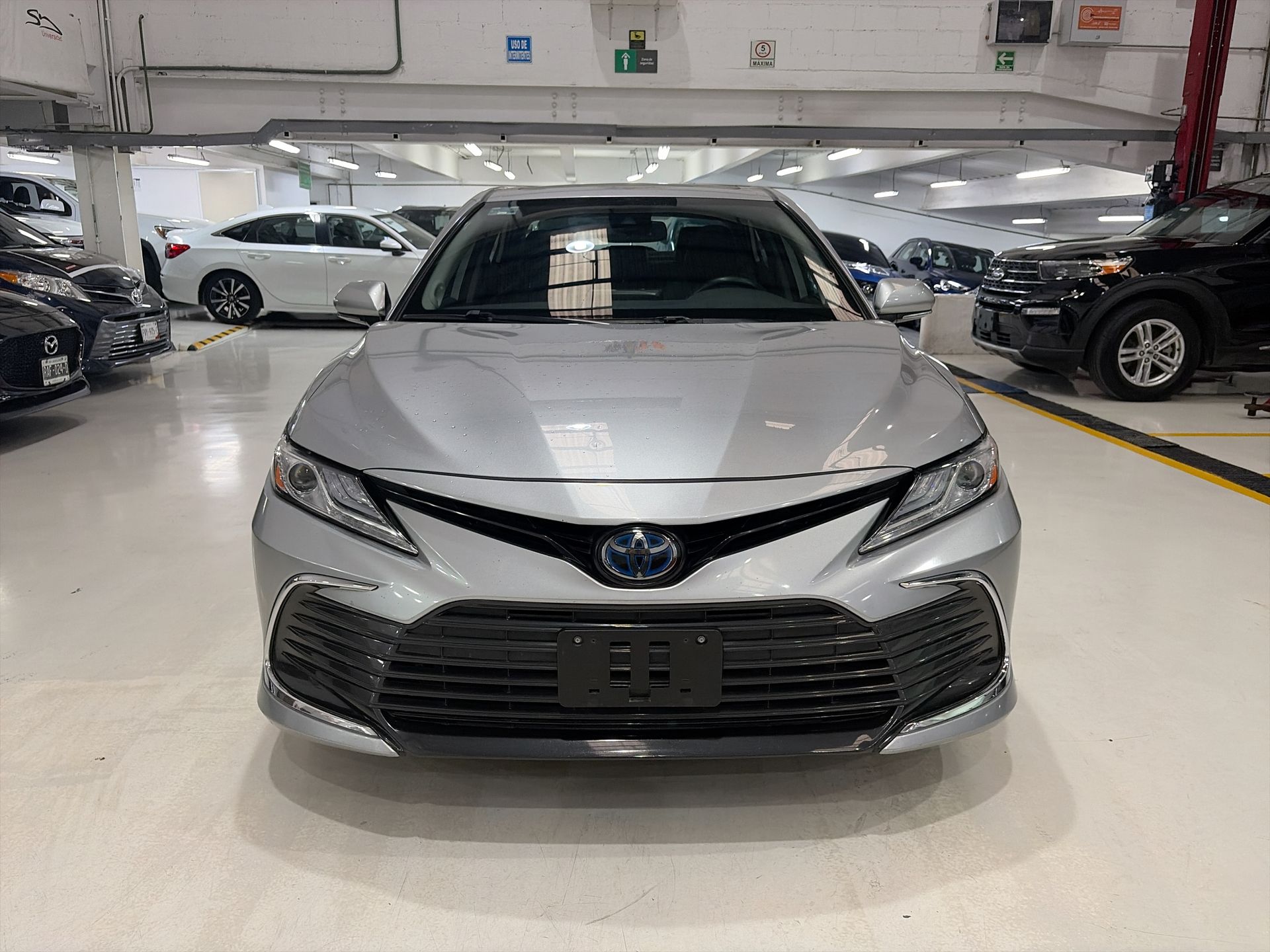 2022 Toyota CAMRY XLE HV