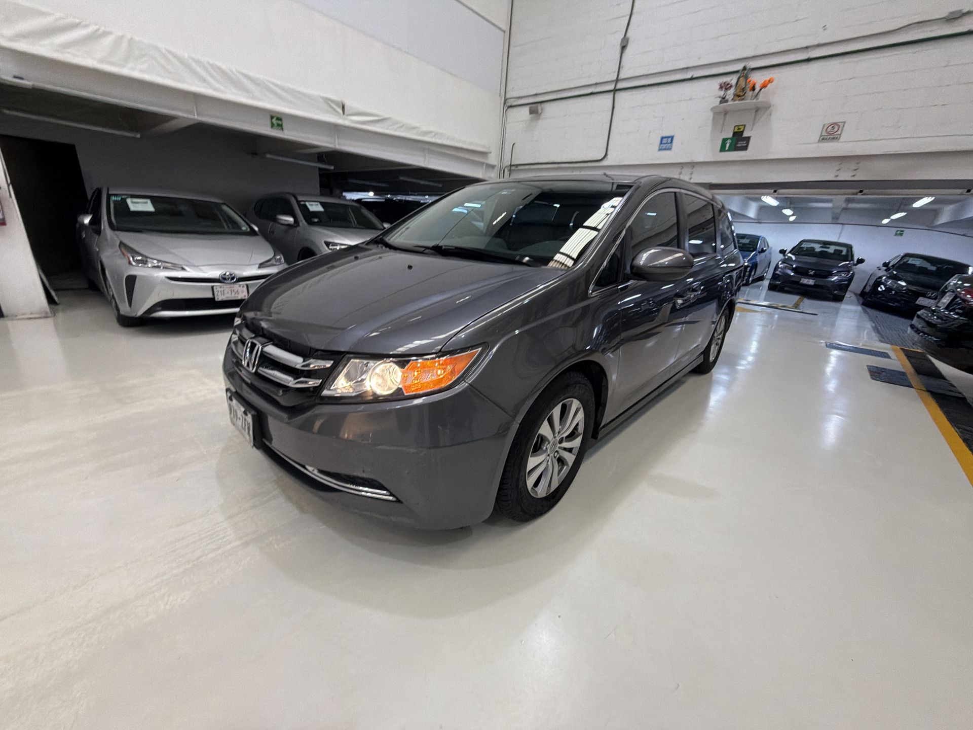 2014 Honda ODYSSEY EX
