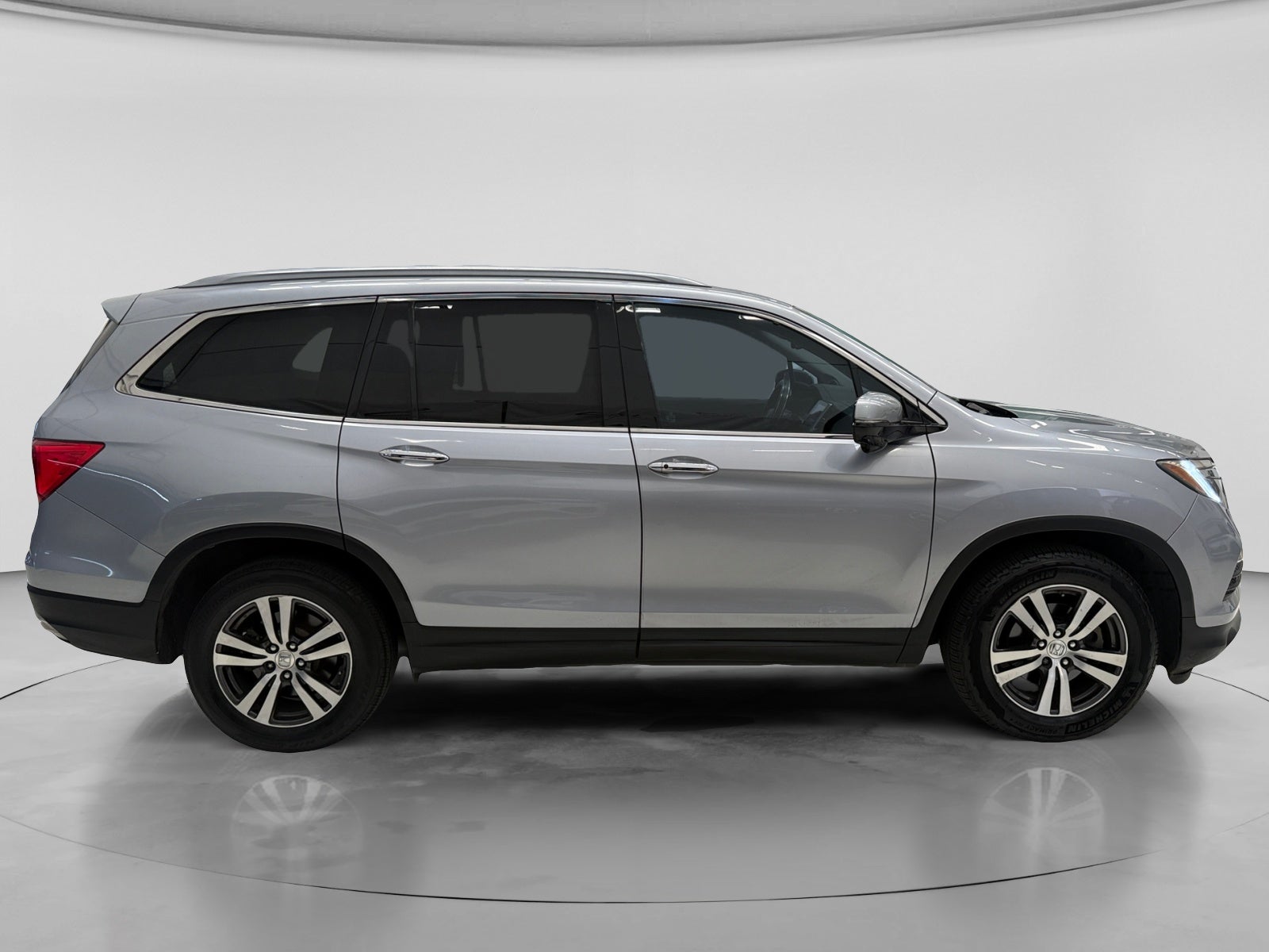 2018 Honda PILOT TOURING