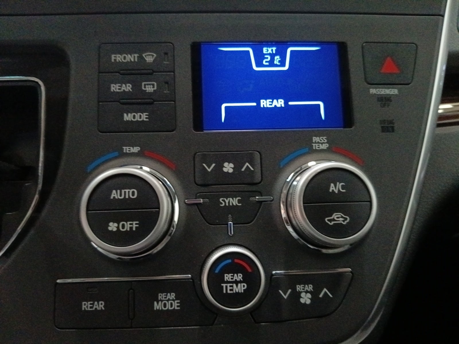 2017 Toyota SIENNA LIMITED