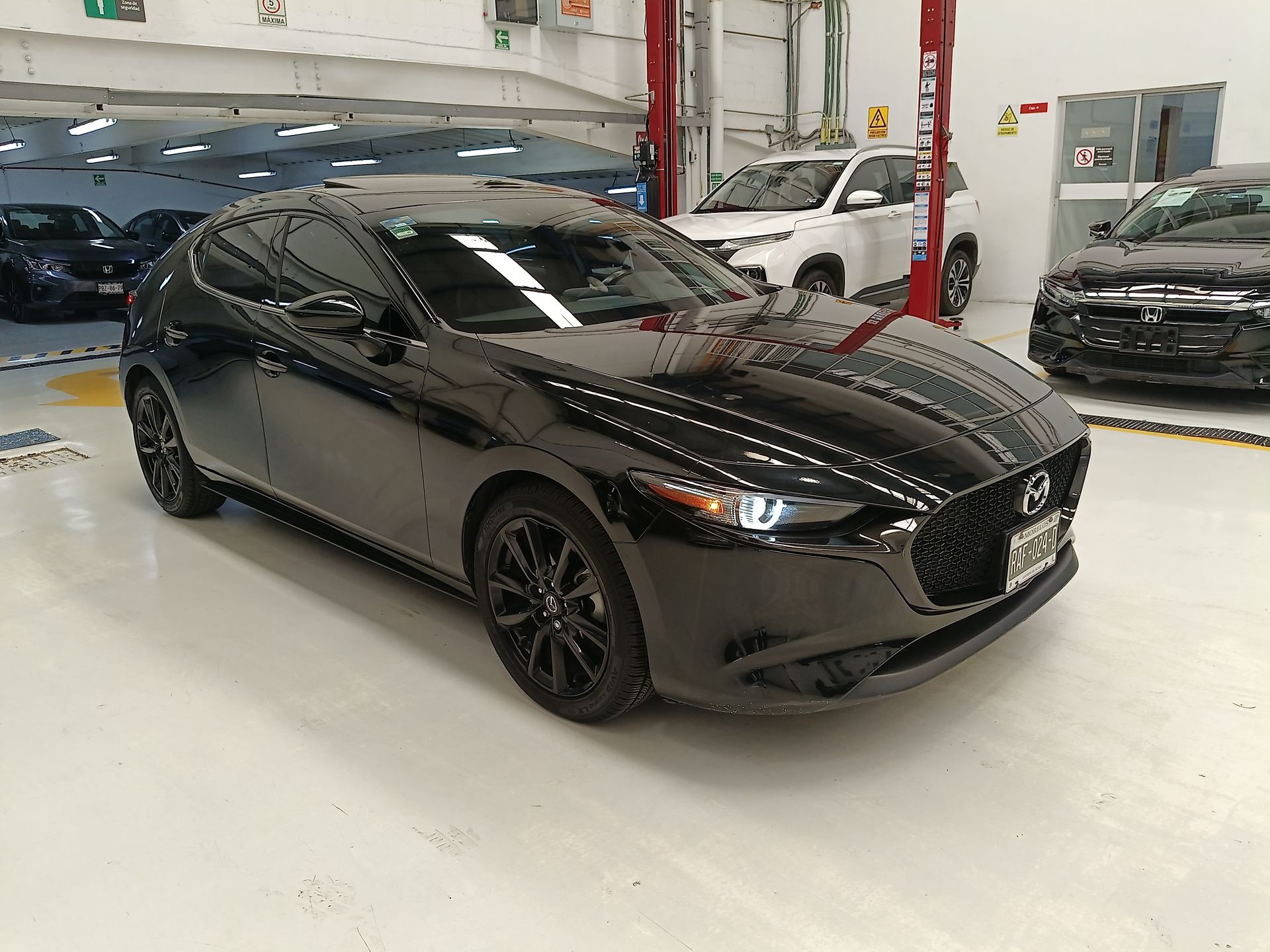 2023 Mazda Mazda 3 SIGNATURE AWD