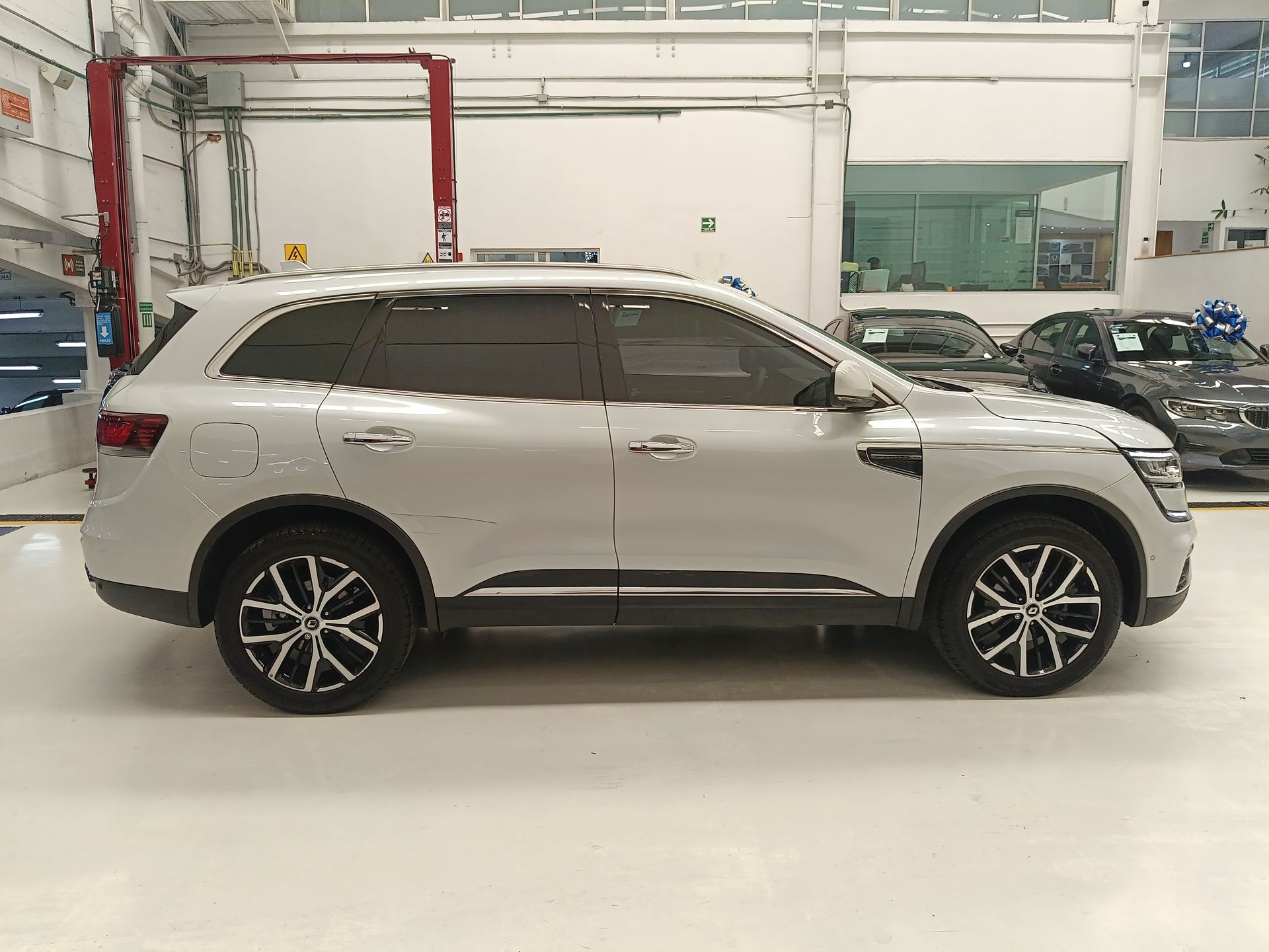 2023 RENAULT KOLEOS ICONIC