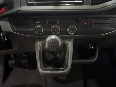 2022 Volkswagen TRANSPORTER DIESEL PANEL 6.1 CARGO VAN MT