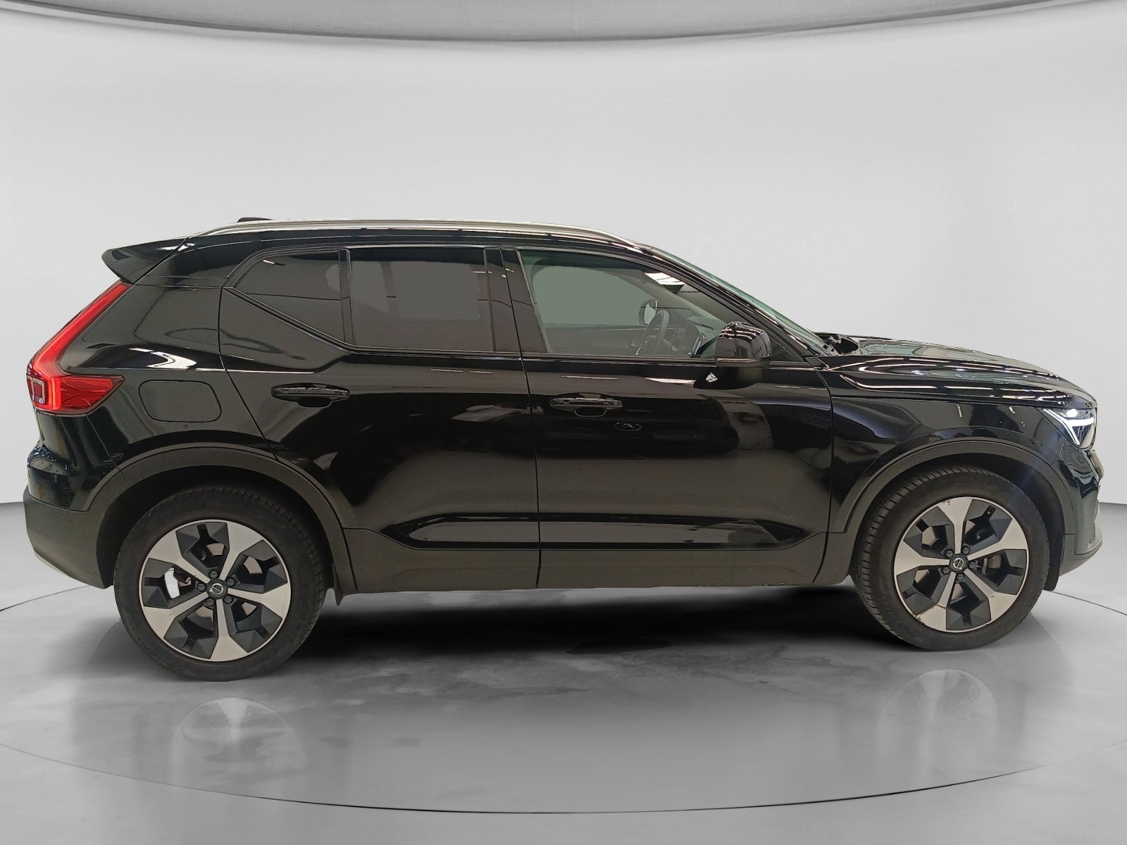 2023 Volvo XC40 PLUS B4 MILD HYBRID