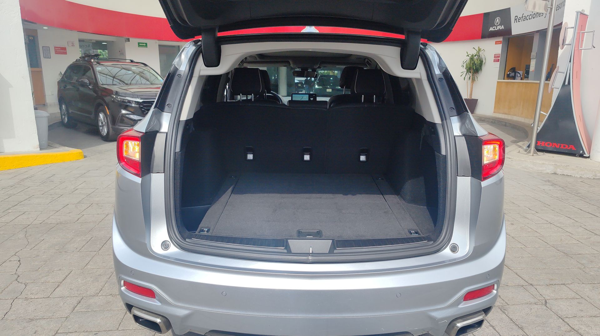 2025 Acura RDX ADVANCE