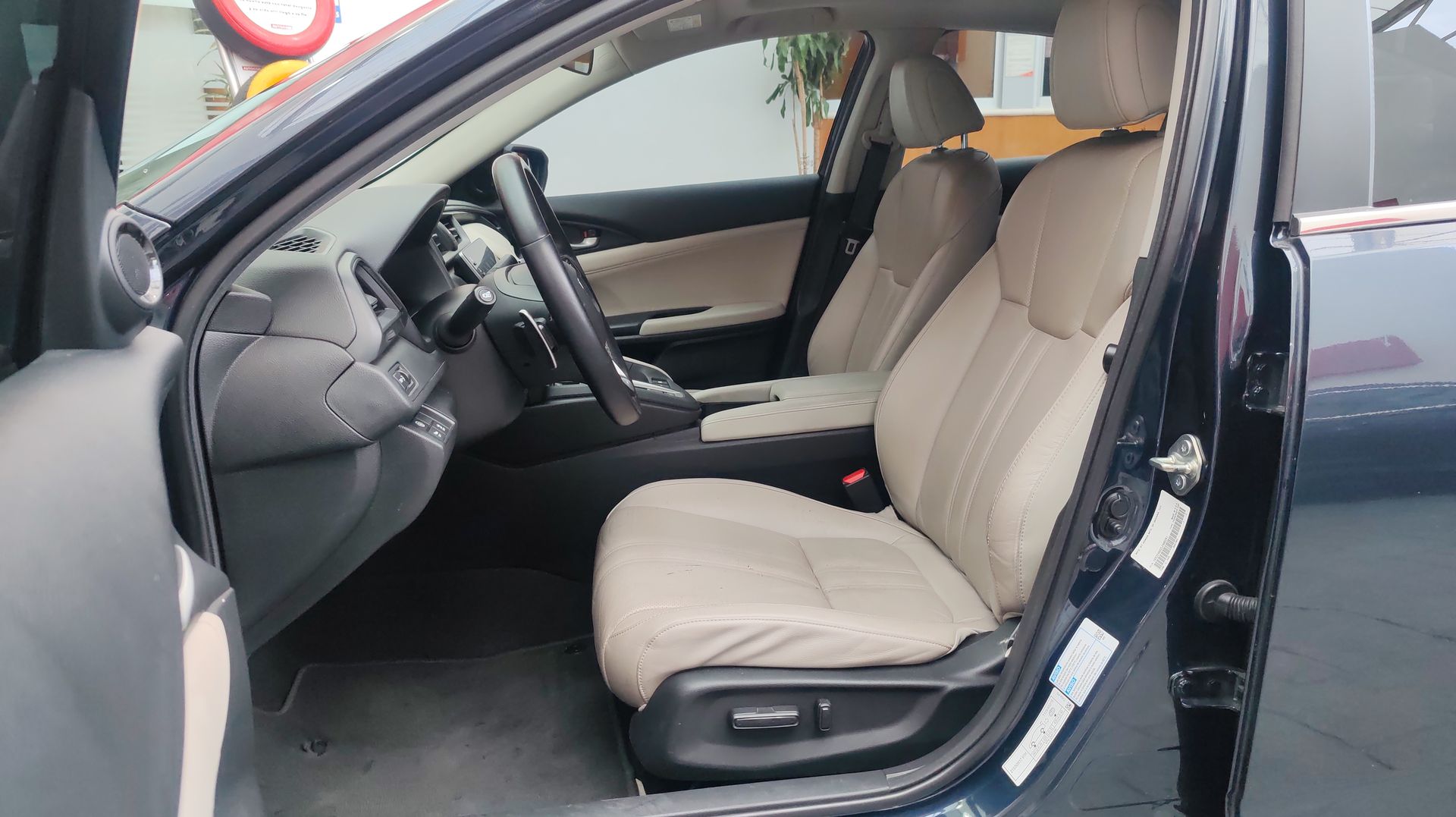 2020 Honda INSIGHT HYBRID
