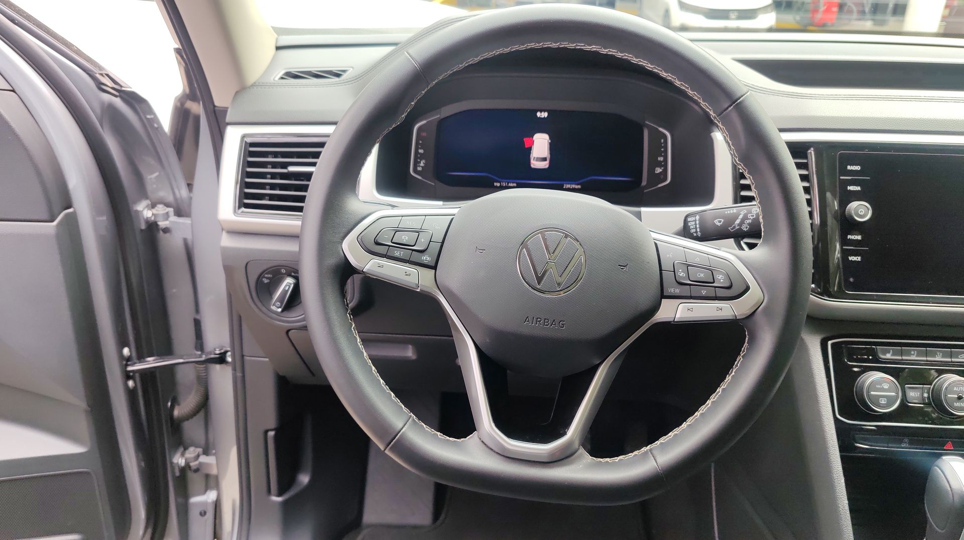 2023 Volkswagen TERAMONT HIGHLINE LONG DRIVE