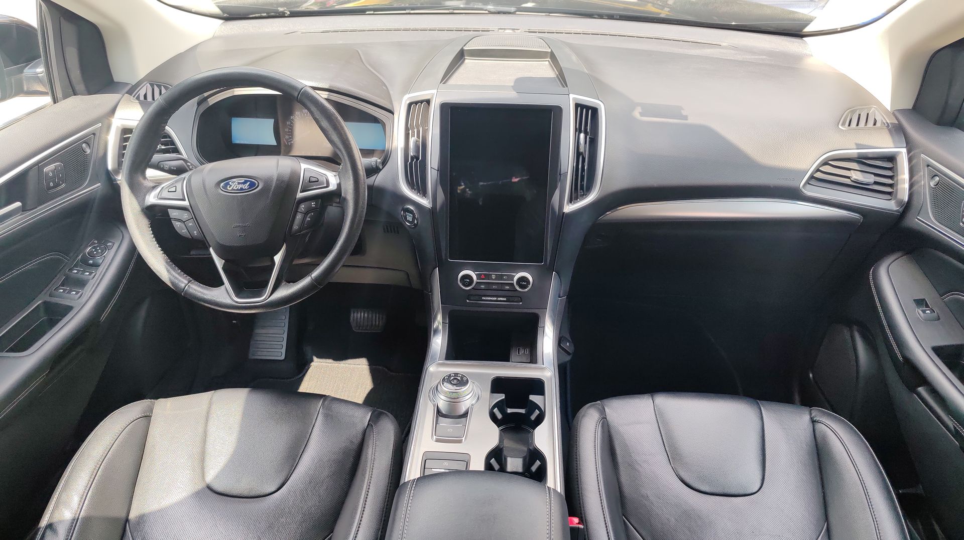 2022 Ford EDGE TITANIUM FWD 2.0 GTDI