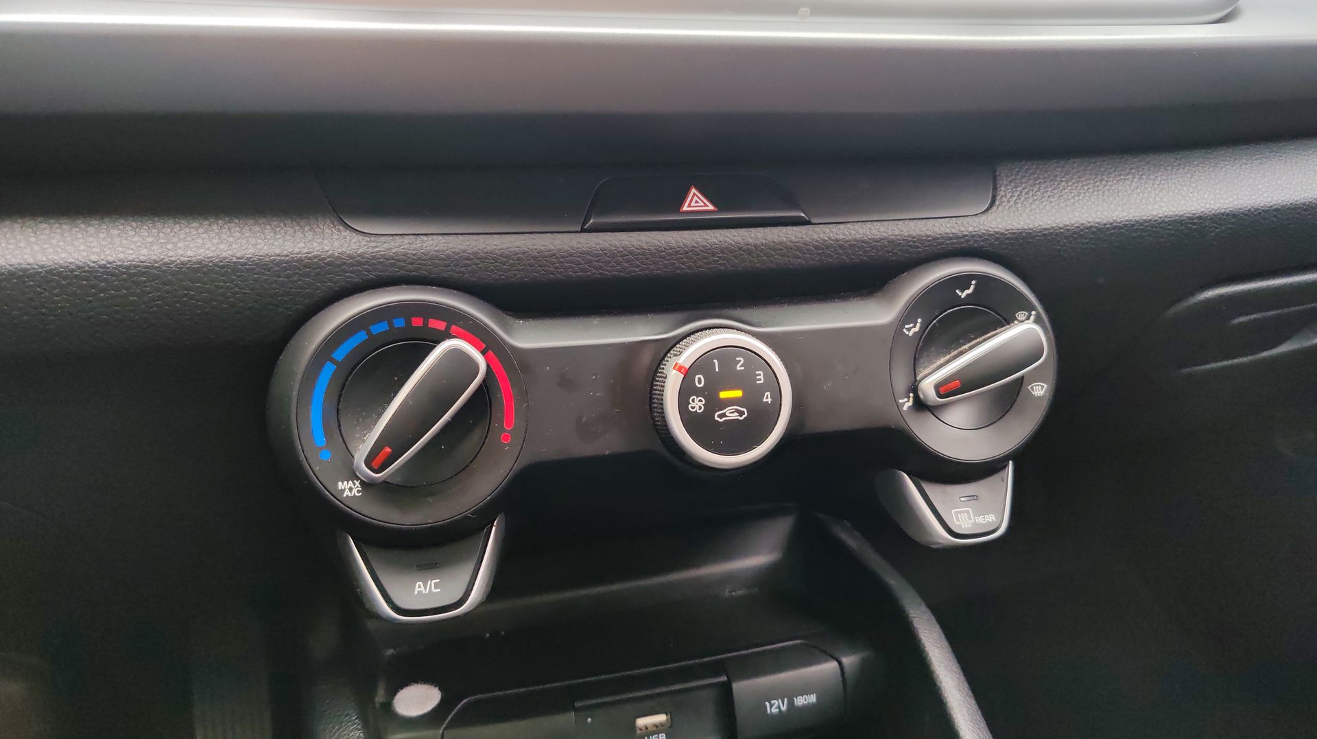 2022 Kia RIO L TA
