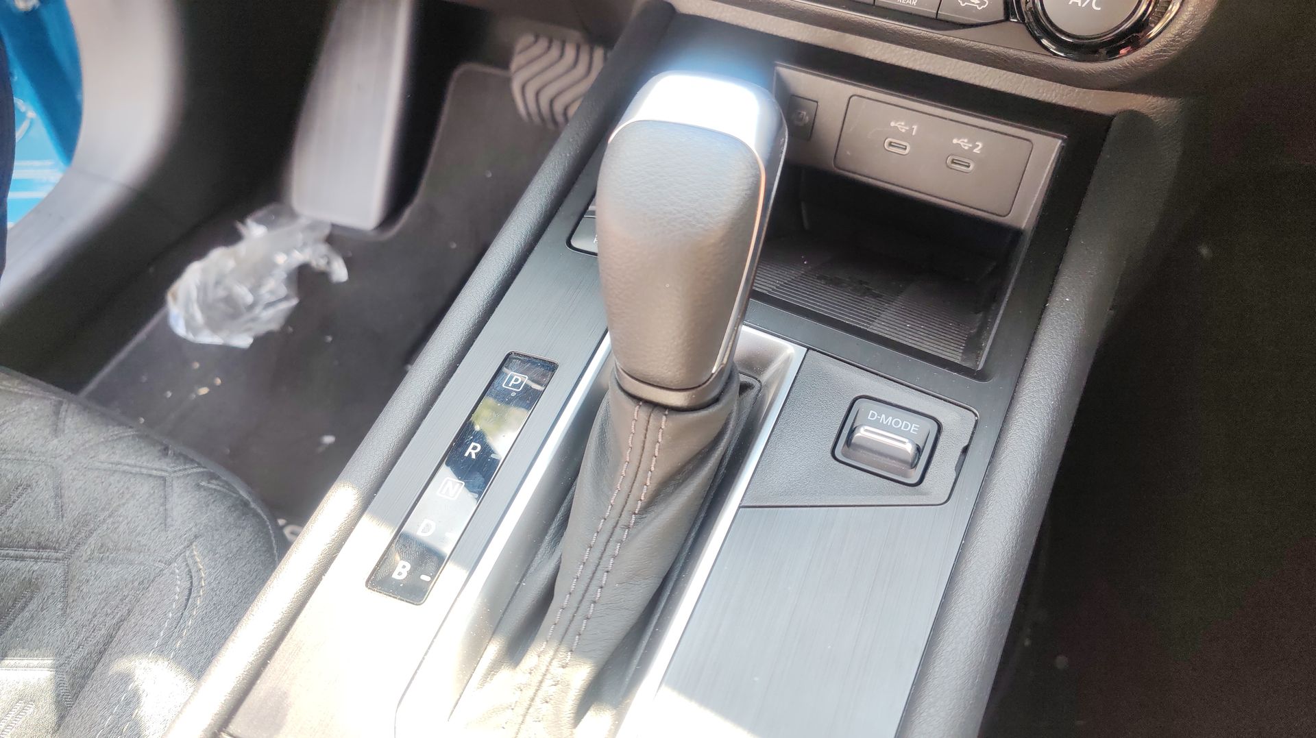 2026 Nissan KICKS ADVANCE CVT 26