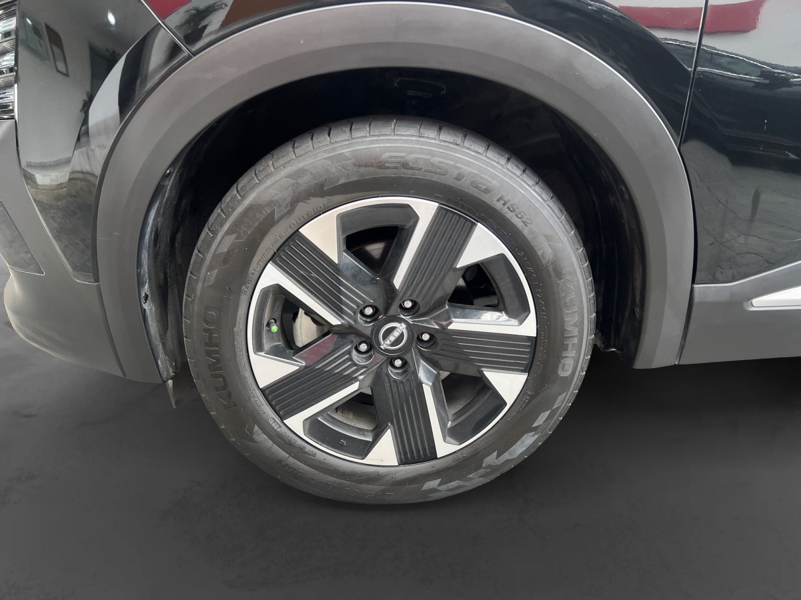 2025 Nissan KICKS ADVANCE CVT 25
