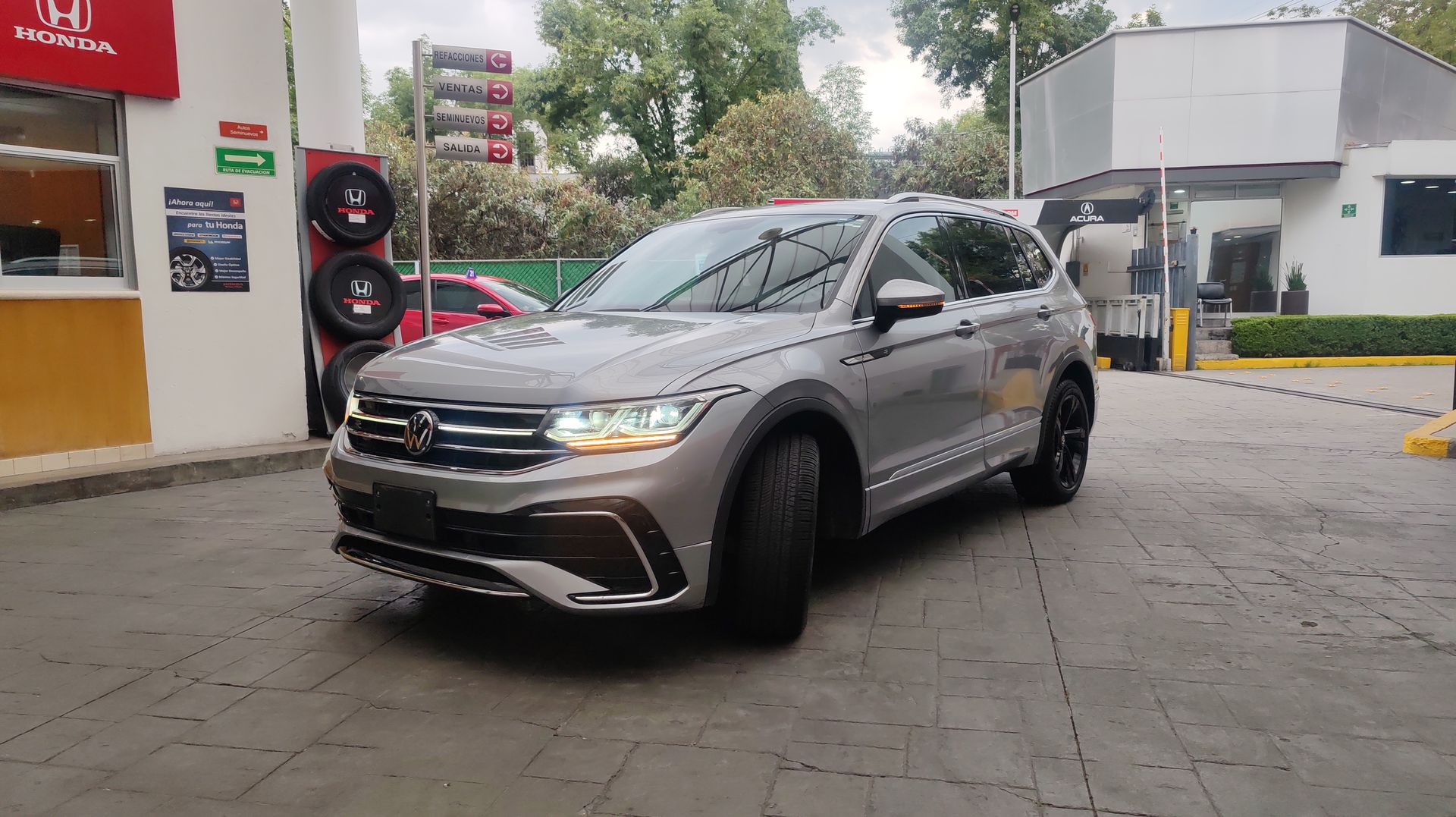 2022 Volkswagen TIGUAN R-LINE 2.0 LONG DRIVE