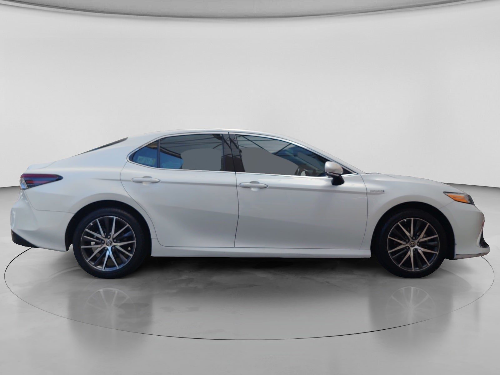 2021 Toyota CAMRY XLE HV