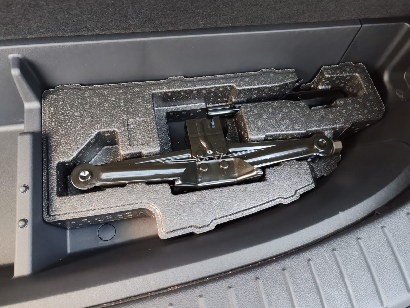 2024 Hyundai SANTAFE LIMITED TECH