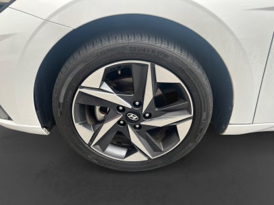 2023 Hyundai ELANTRA LIMITED TECH IVT