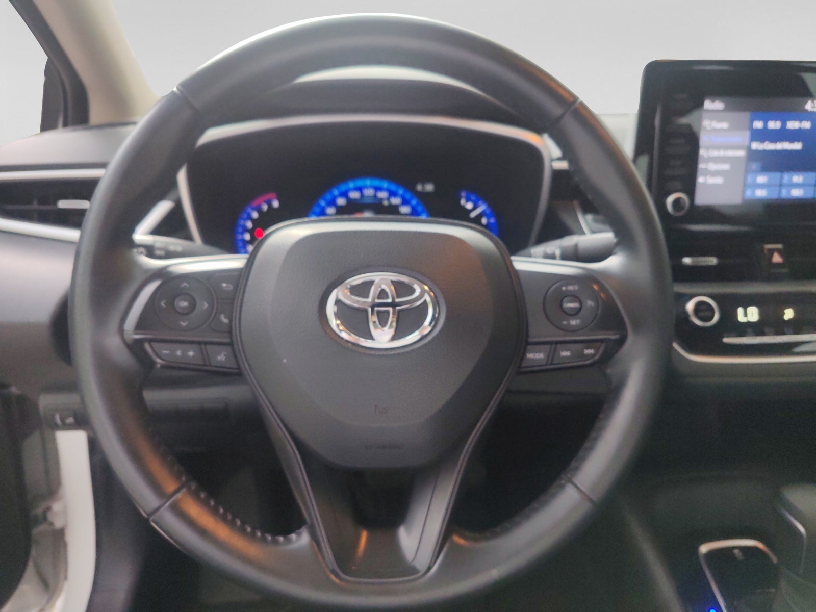 2022 Toyota COROLLA COROLLA XLE