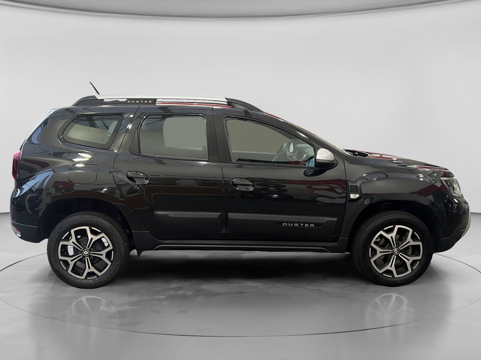 2023 RENAULT DUSTER ICONIC CVT