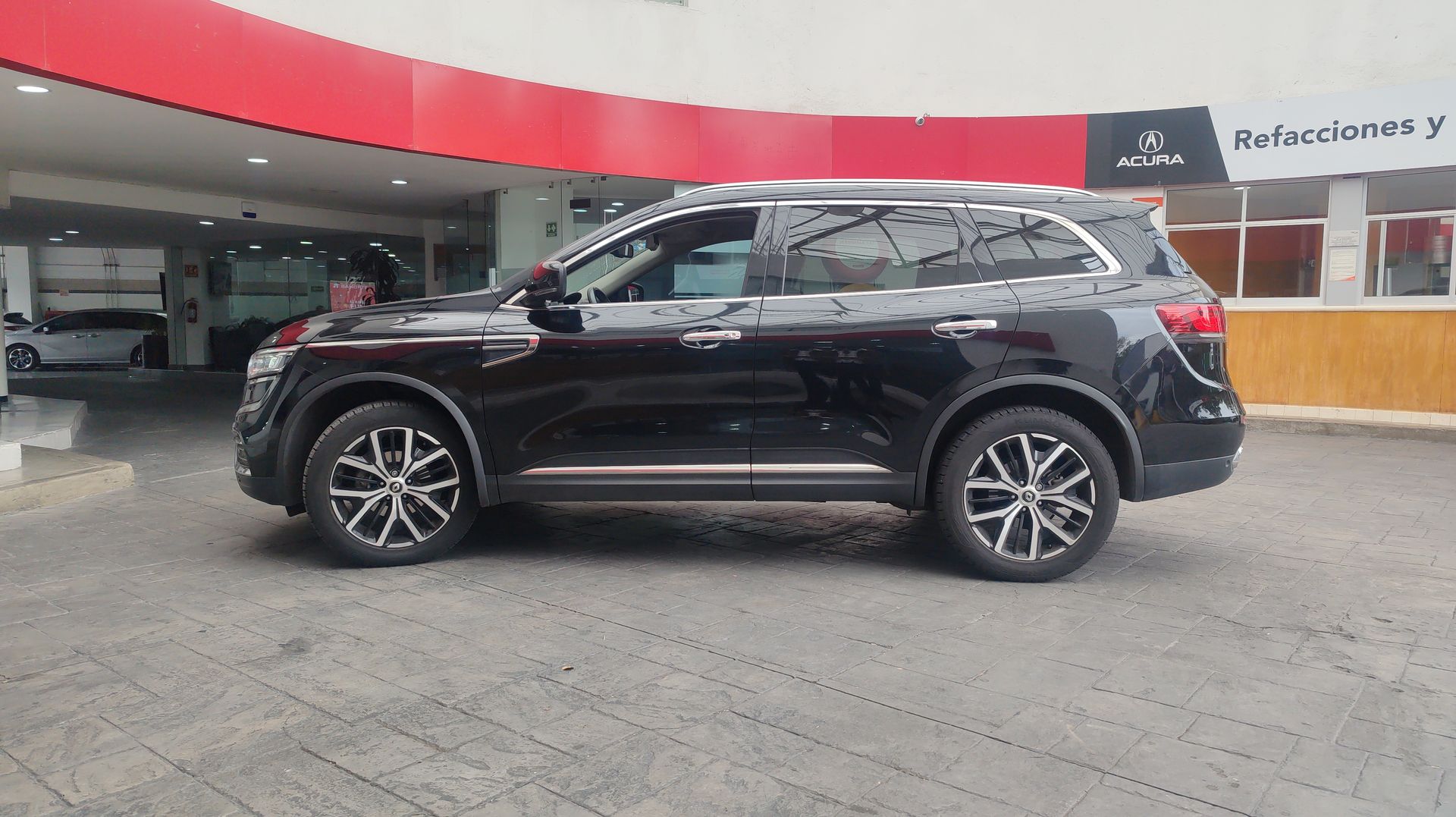 2024 RENAULT KOLEOS ICONIC