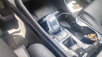 2023 Volvo XC40 ULTIMATE B4 MILD HYBRID