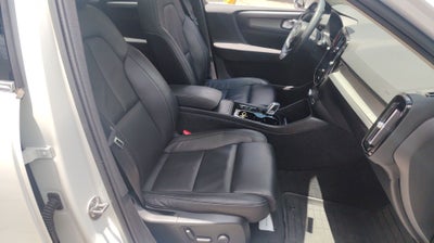 2023 Volvo XC40 ULTIMATE B4 MILD HYBRID